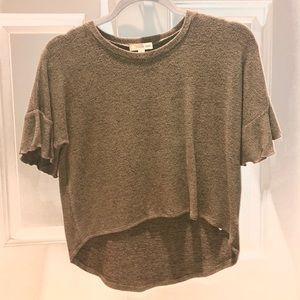 🌛 tucker and tate sage green flowy top ✨